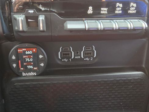 Used 2020 RAM 1500 Laramie w/ Sport Appearance Package image 22