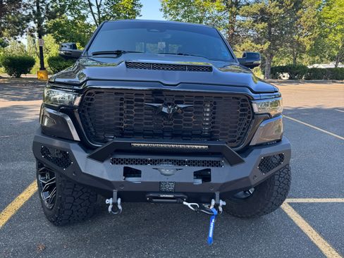 Used 2025 RAM 1500 Big Horn AWD/4WD image 2