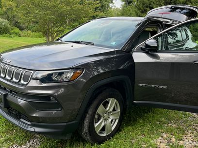 Used 2022 Jeep Compass Latitude w/ Sun and Sound Group