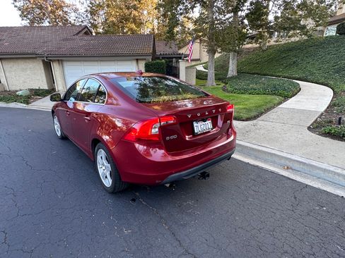Used 2012 Volvo S60 T5 image 5