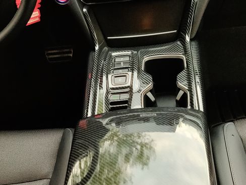 Used 2018 Honda Accord Sport image 14