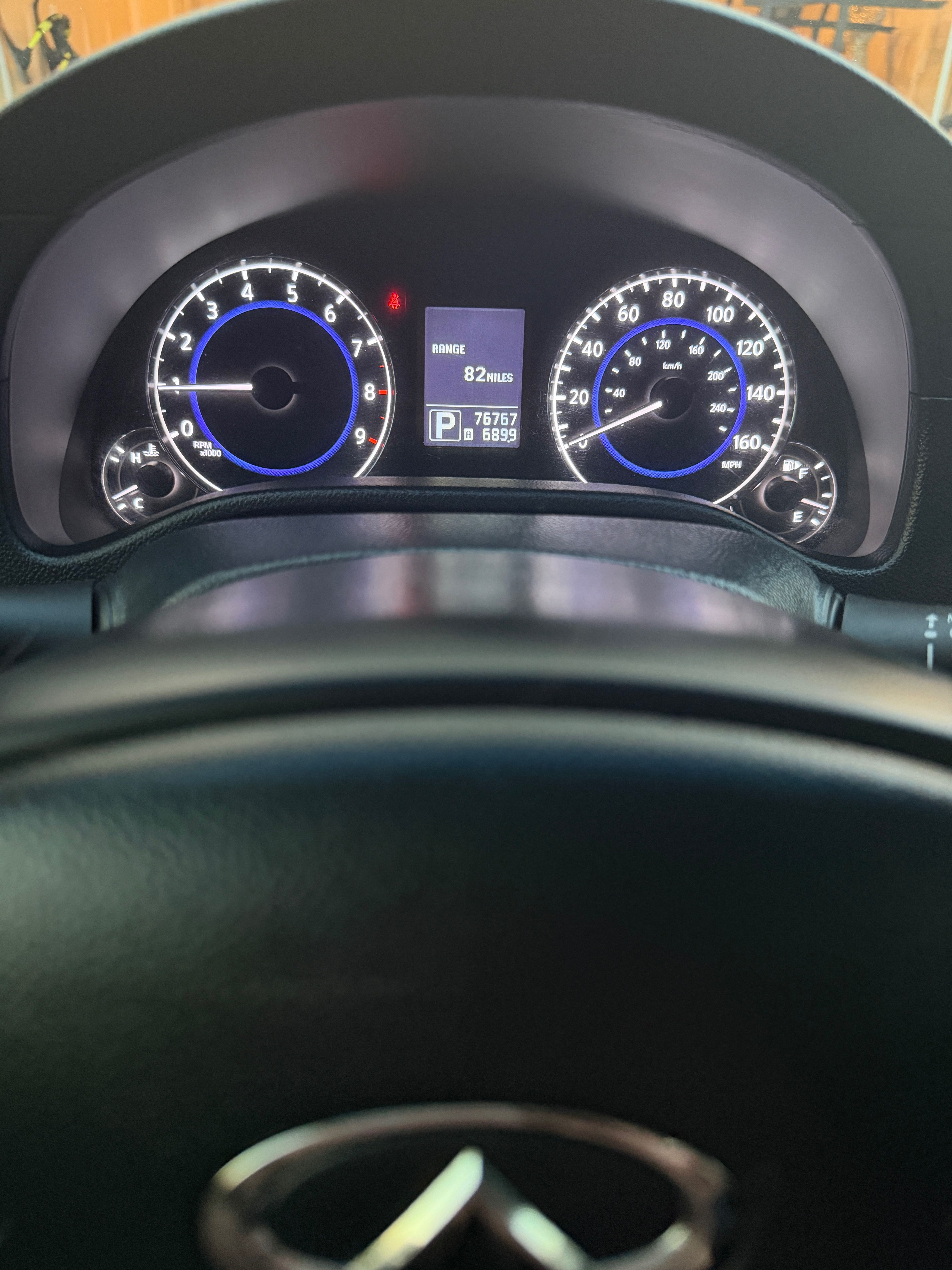 Used 2010 INFINITI G37 Convertible w/ Premium Pkg RWD image 13