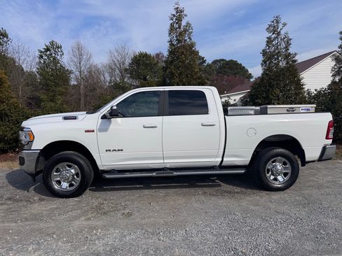Used 2021 RAM 2500 Big Horn image 14
