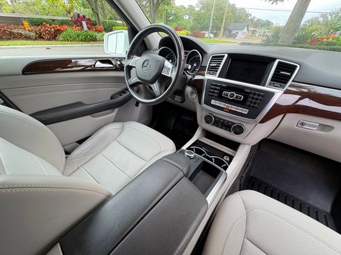Used 2014 Mercedes-Benz ML 350 2WD image 12