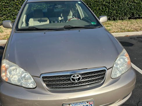 Used 2006 Toyota Corolla LE image 2