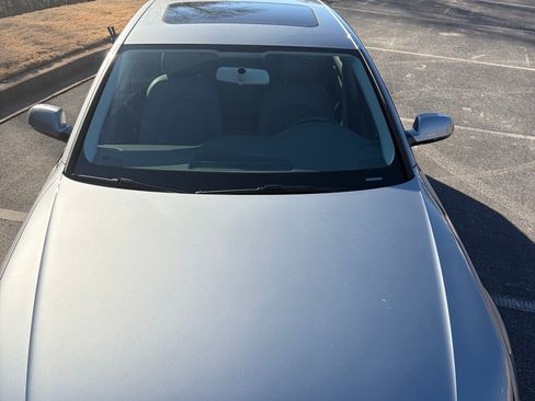 Used 2010 Audi A4 2.0T Premium image 8