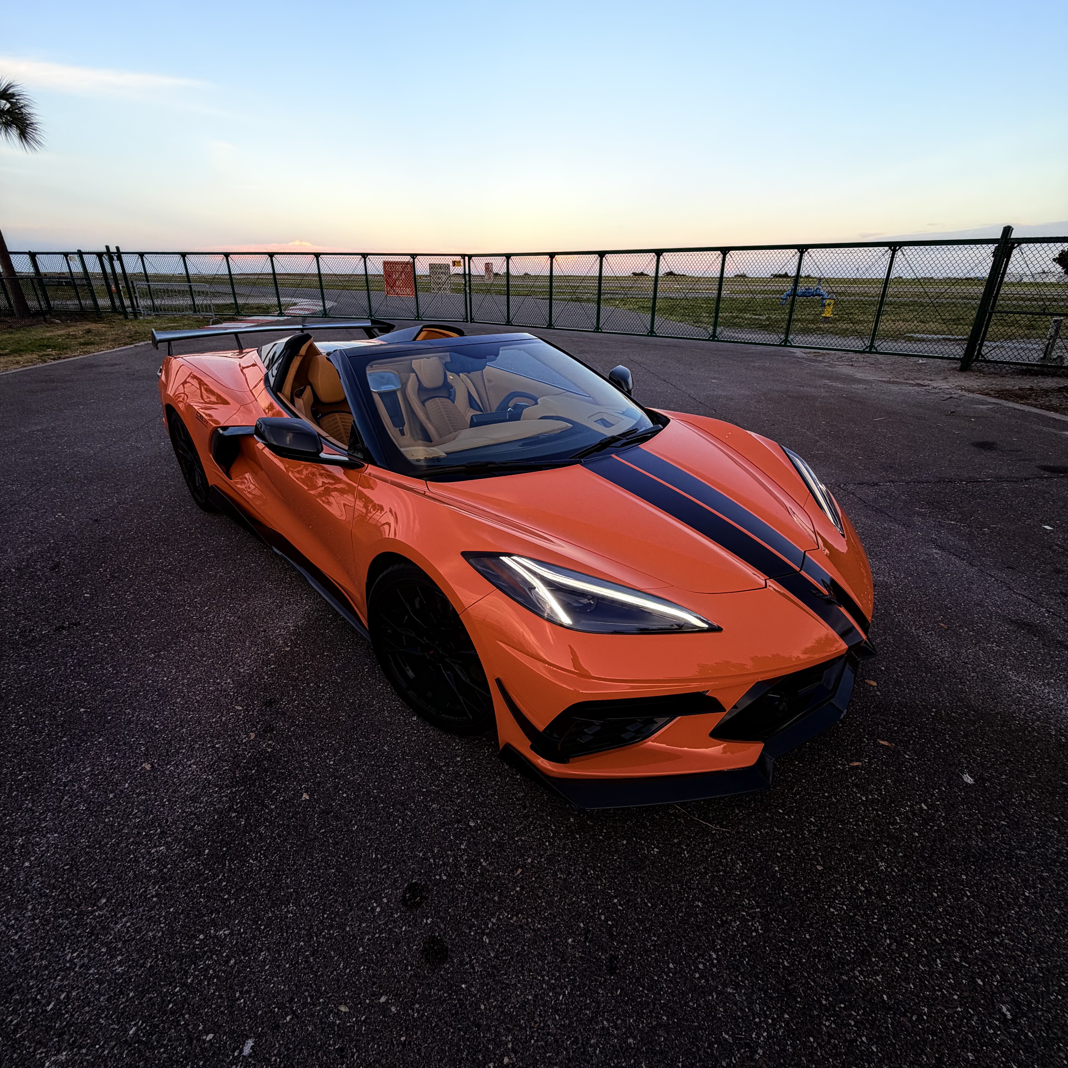Used 2023 Chevrolet Corvette Stingray Premium Conv w/ Z51 Performance Package RWD image 15