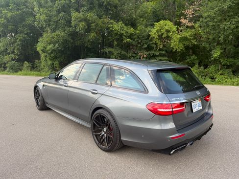 Used 2018 Mercedes-Benz E 63 AMG S image 9