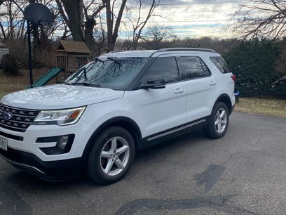 Used 2016 Ford Explorer XLT