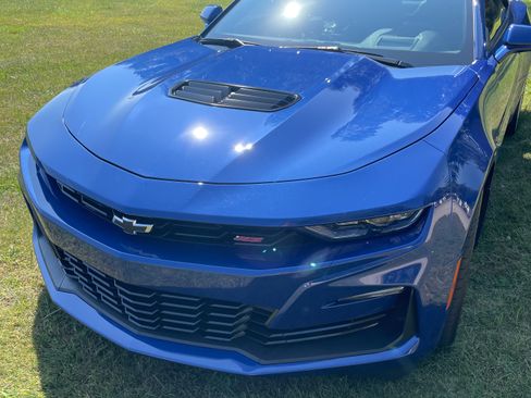 Used 2020 Chevrolet Camaro SS image 15