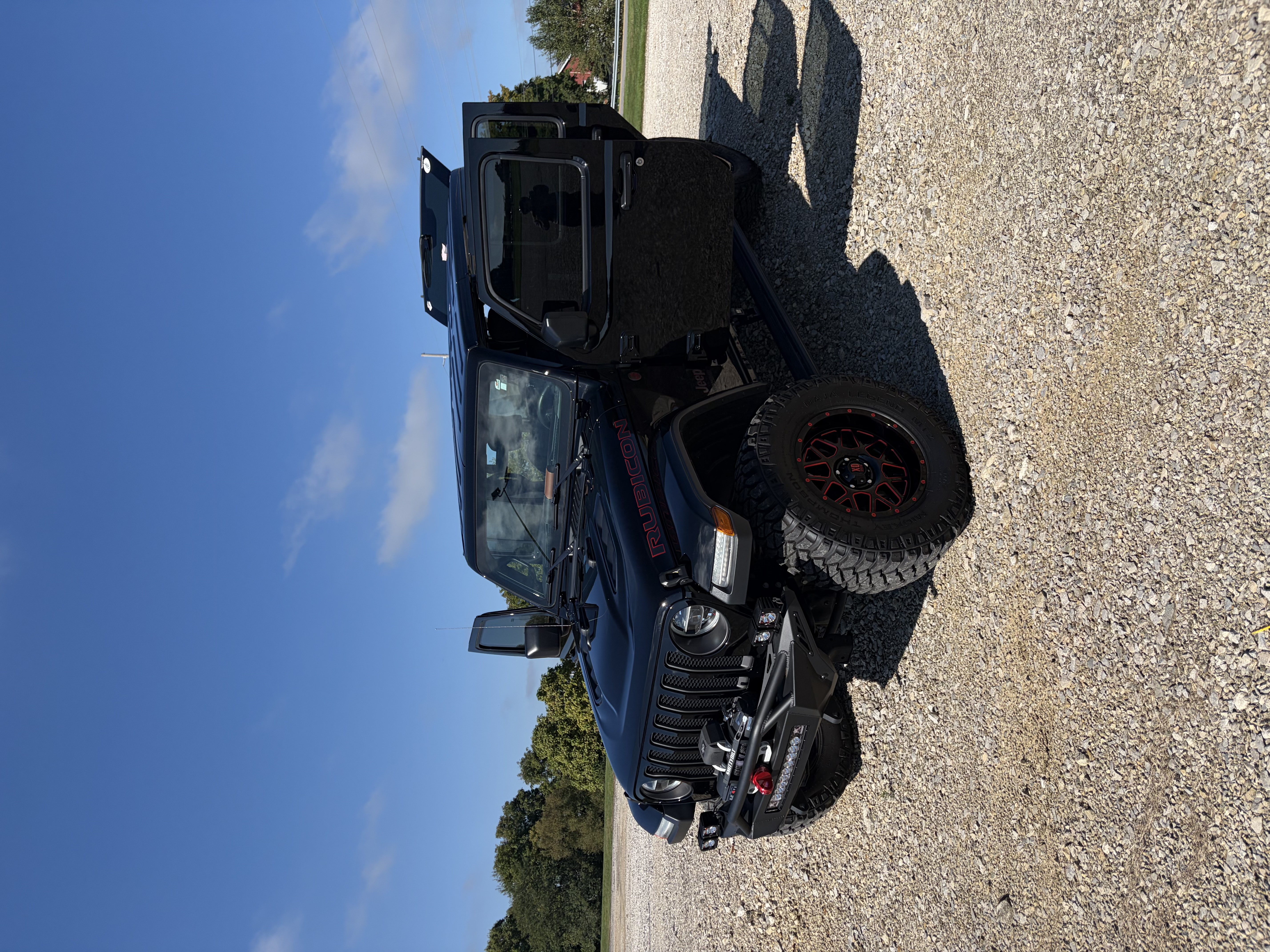 Used 2018 Jeep Wrangler Unlimited Rubicon AWD/4WD image 1