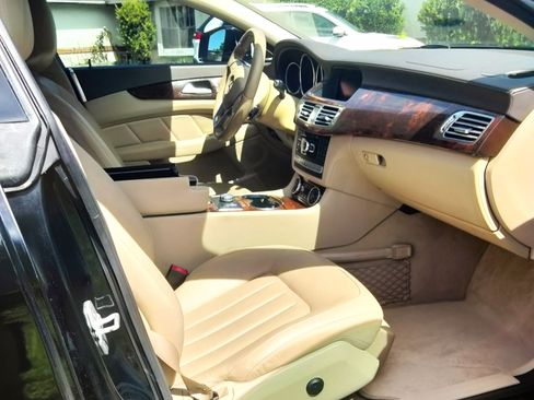 Used 2014 Mercedes-Benz CLS 550 image 16