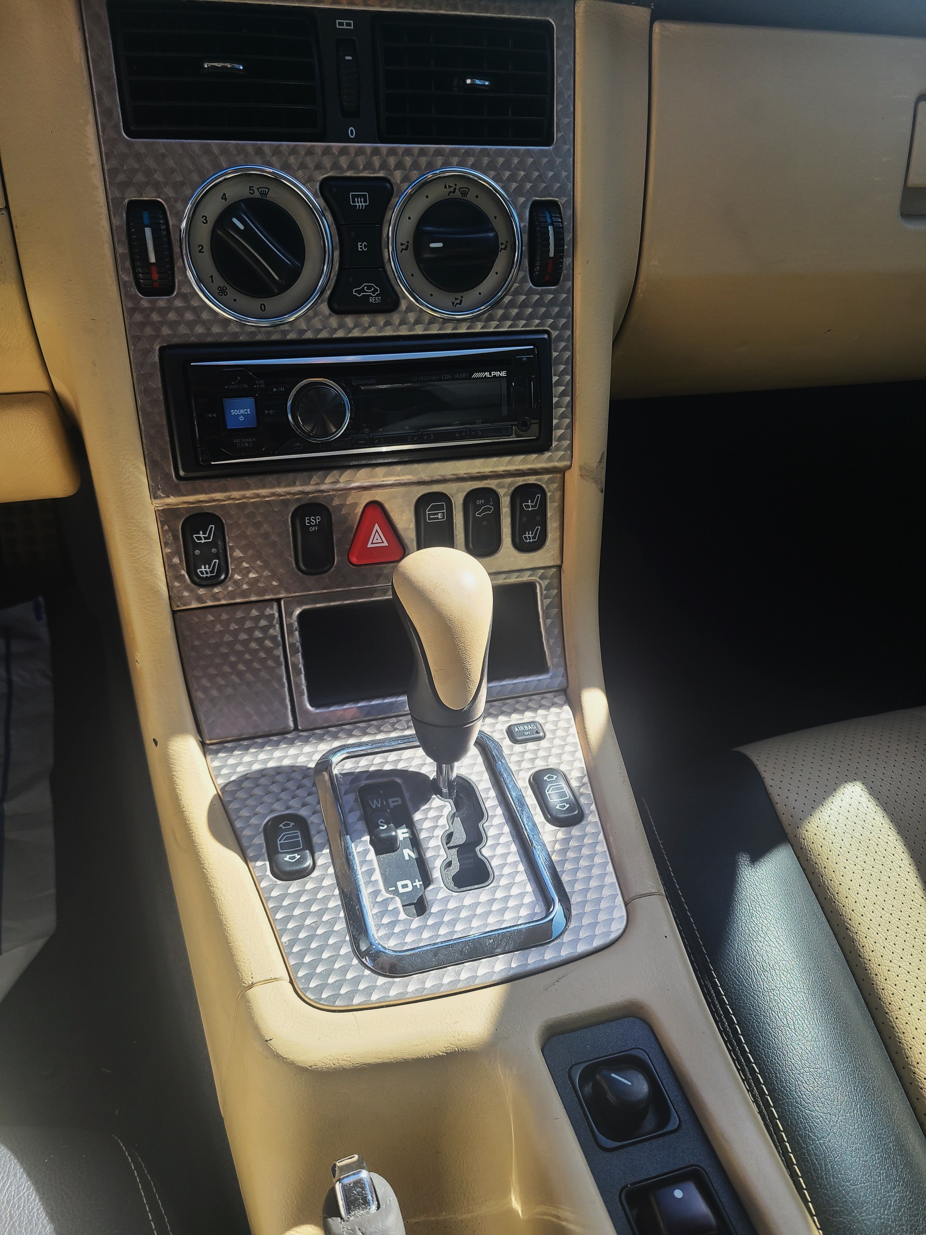 Used 2001 Mercedes-Benz SLK 230 image 9