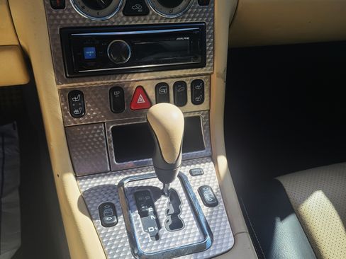 Used 2001 Mercedes-Benz SLK 230 image 13