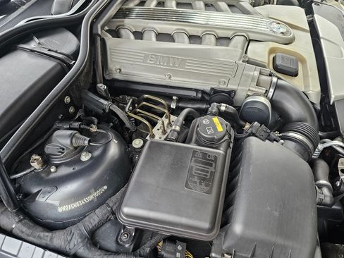 Used 2003 BMW 760Li image 1