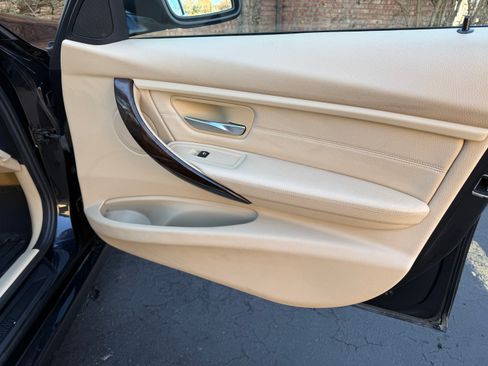 Used 2013 BMW 335i xDrive Sedan image 15