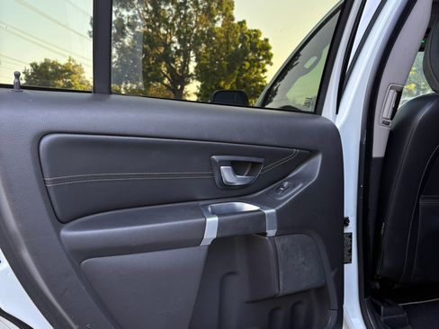 Used 2013 Volvo XC90 3.2 R-Design image 17