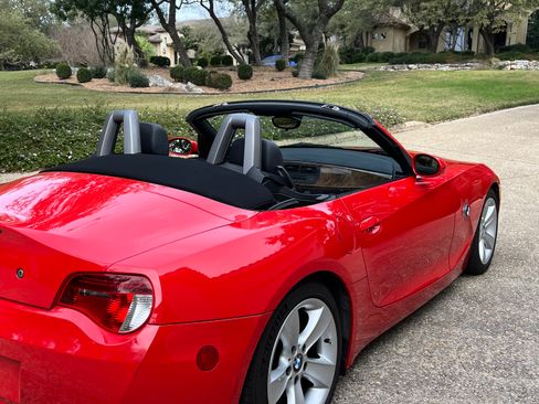 Used 2006 BMW Z4 3.0i image 13
