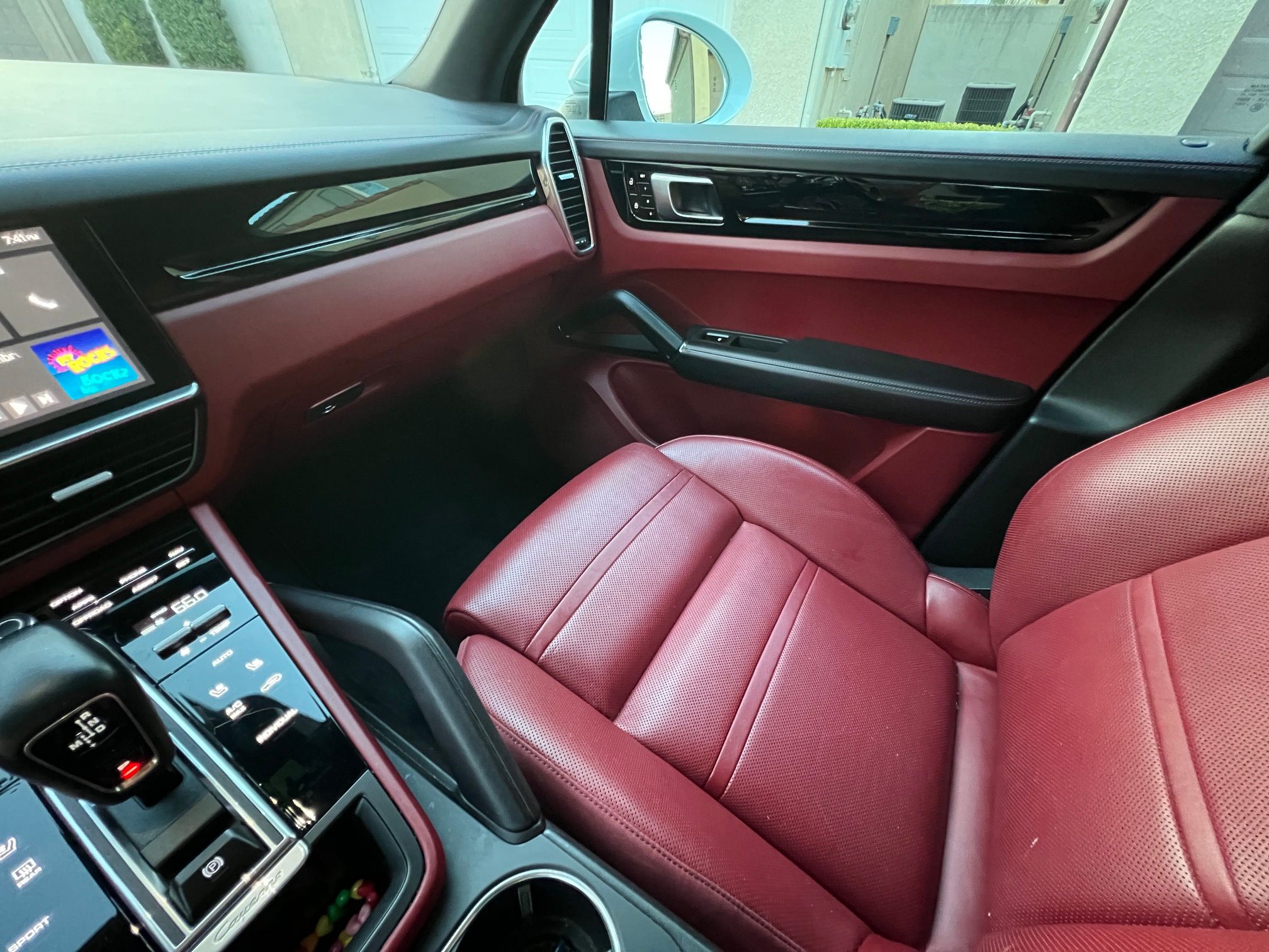Used 2021 Porsche Cayenne AWD/4WD image 15