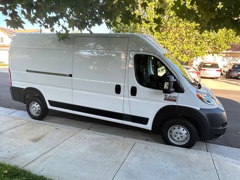 Used 2020 RAM ProMaster 2500 FWD image 8