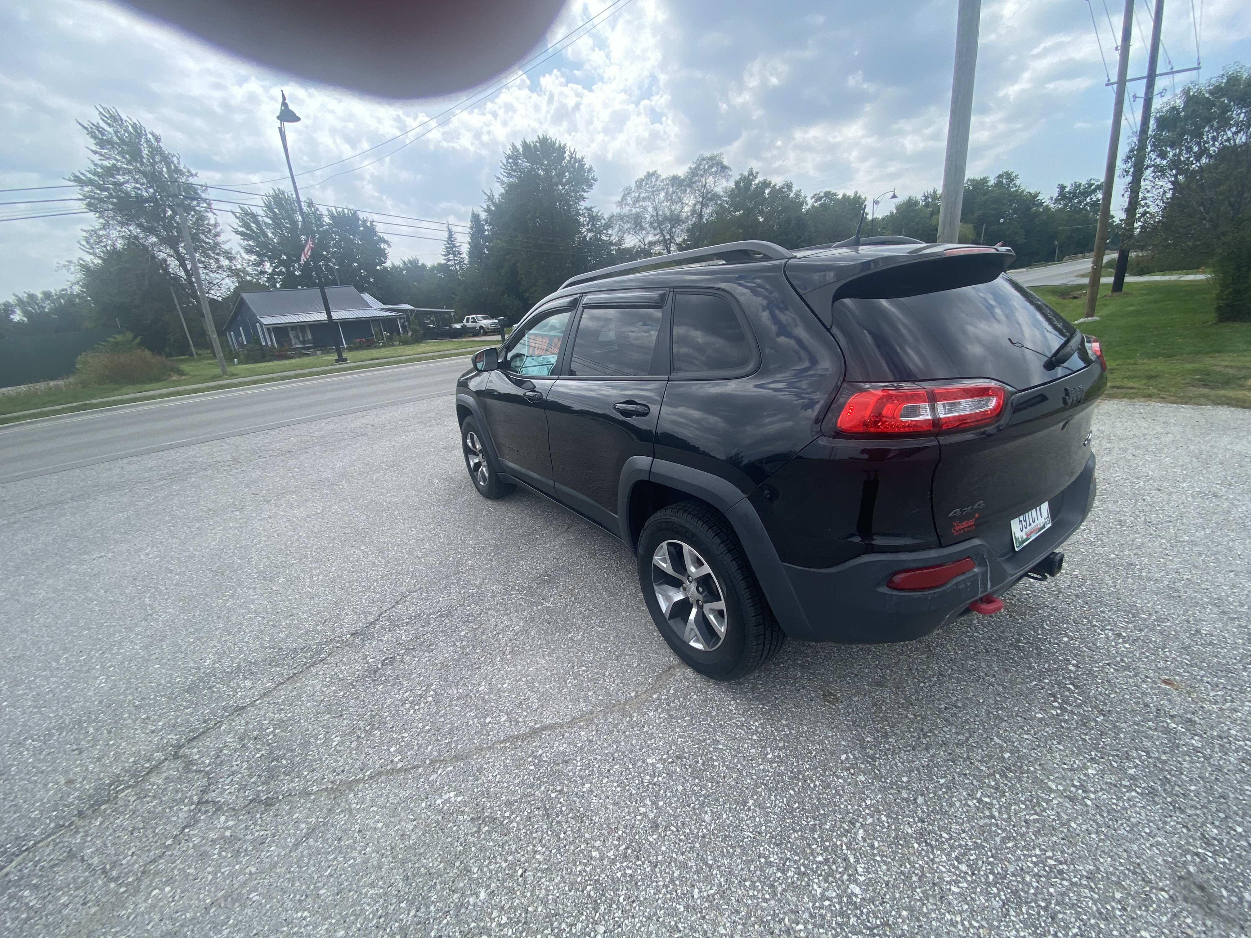 Used 2016 Jeep Cherokee Trailhawk w/ Trailer Tow Group AWD/4WD image 4