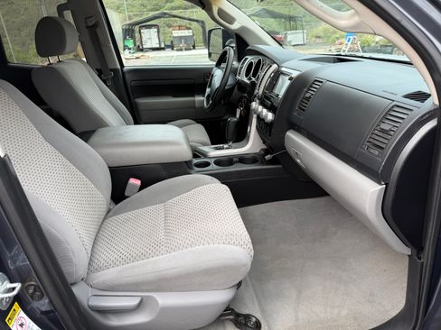 Used 2007 Toyota Tundra SR5 image 2