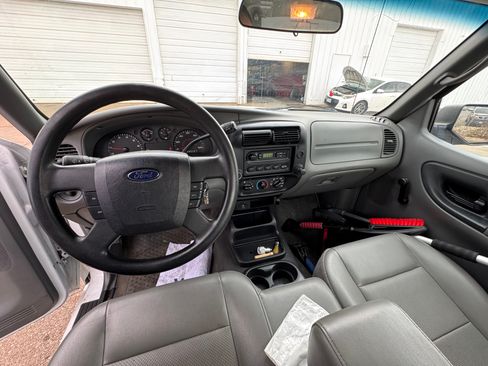 Used 2011 Ford Ranger XL image 9
