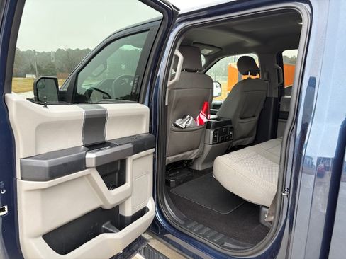 Used 2018 Ford F150 XLT w/ Equipment Group 302A Luxury image 18