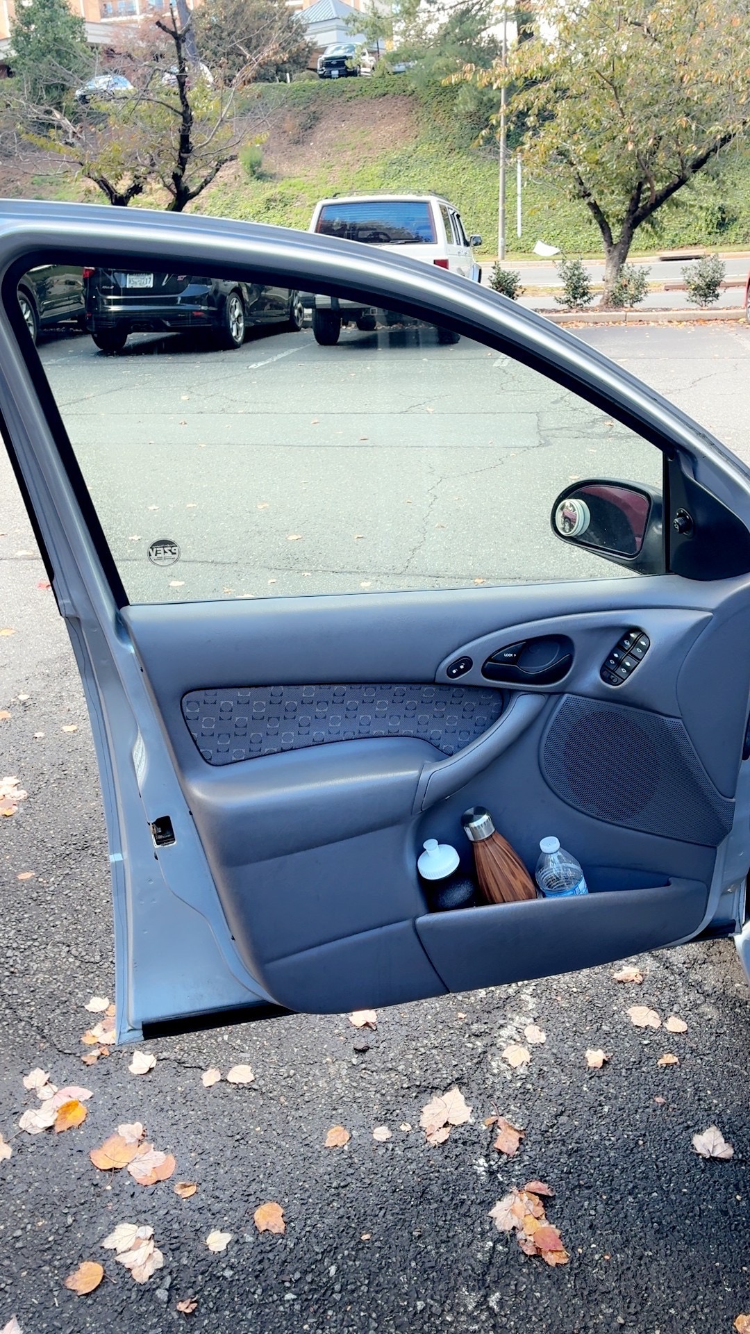 Used 2003 Ford Focus ZX5 Hatchback FWD image 15