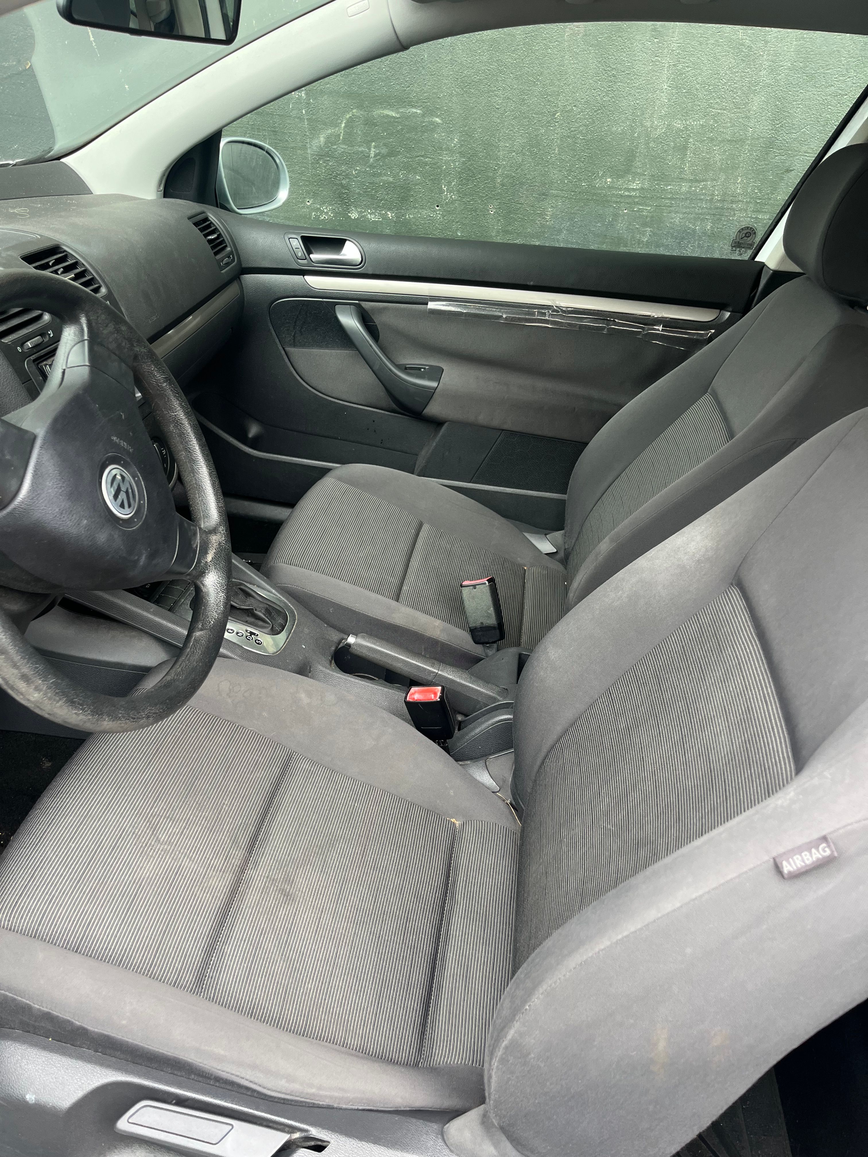 Used 2007 Volkswagen Rabbit 2-Door FWD image 2