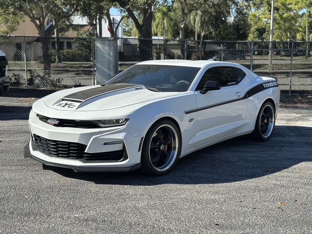 Used 2020 Chevrolet Camaro SS RWD image 8