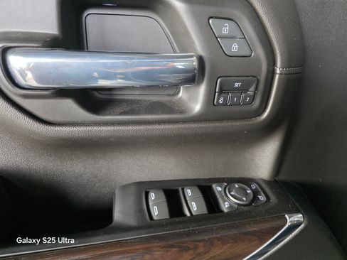 Used 2022 GMC Sierra 1500 SLT image 31