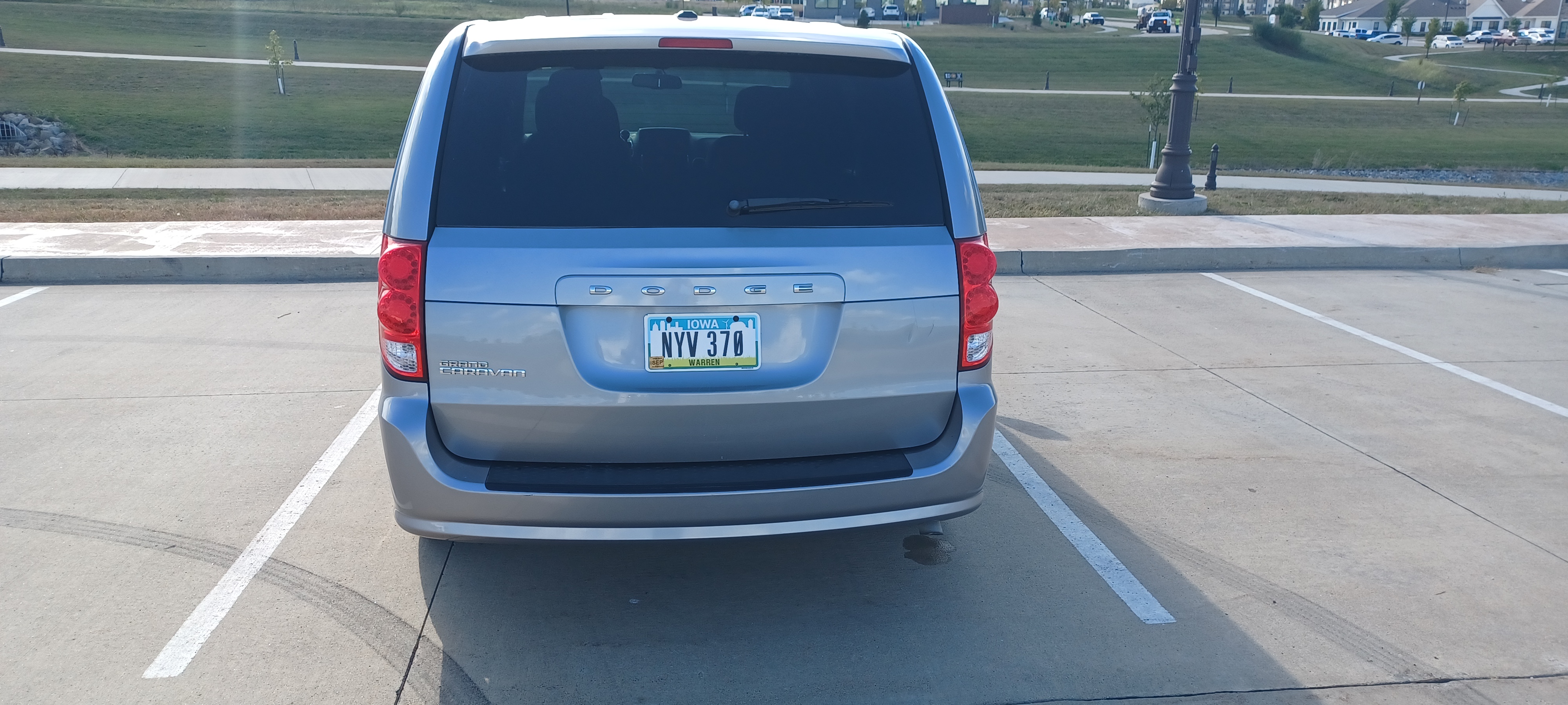 Used 2015 Dodge Grand Caravan SE w/ Quick Order Package 29E SE FWD image 5