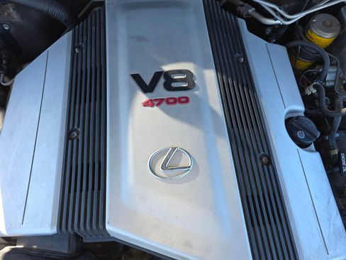 Used 2006 Lexus LX 470 470 Sport Utility 4D image 4