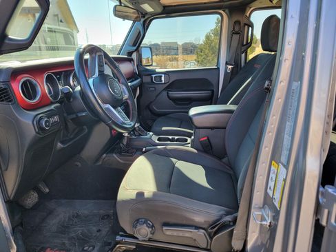 Used 2018 Jeep Wrangler Unlimited Rubicon image 9