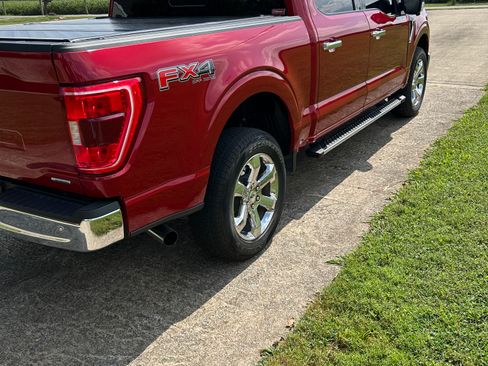 Used 2021 Ford F150 XLT w/ Equipment Group 302A High AWD/4WD image 8