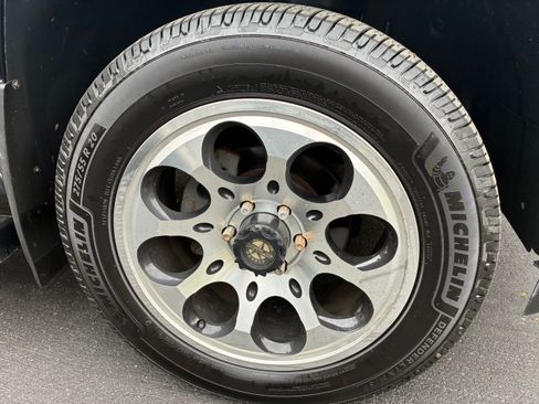 Used 2013 Chevrolet Silverado 1500 LT w/ All-Star Edition AWD/4WD image 9