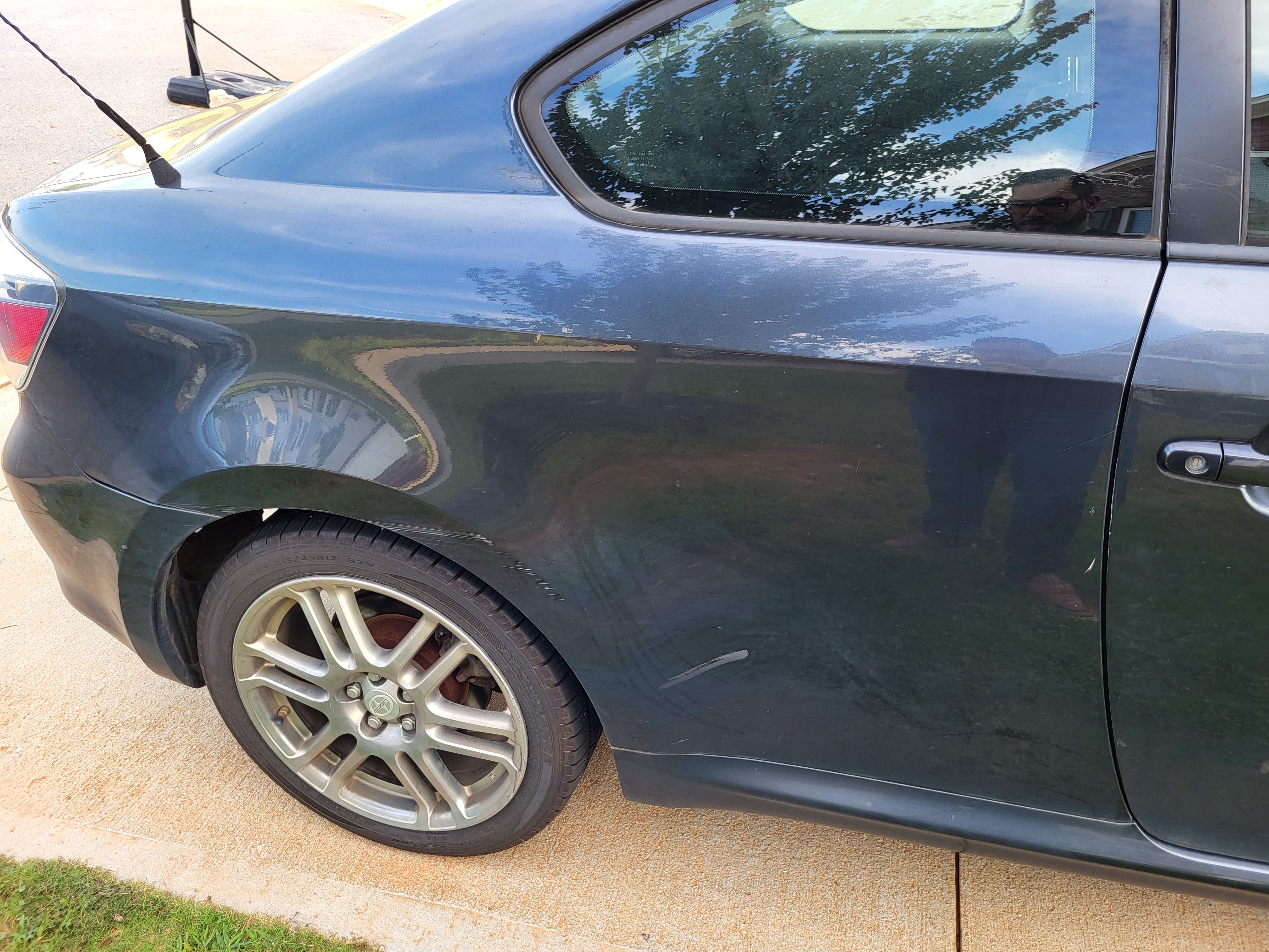 Used 2010 Scion tC FWD image 8