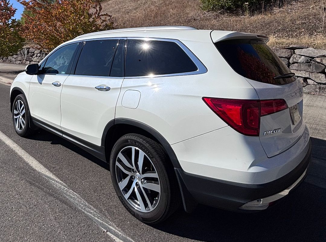 Used 2018 Honda Pilot Touring image 8