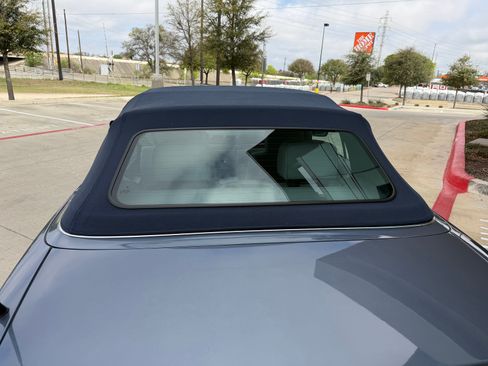 Used 2005 BMW 325Ci Convertible image 21