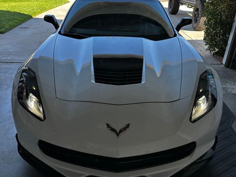 Used 2016 Chevrolet Corvette Stingray Coupe image 9