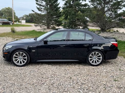 Used 2008 BMW M5 image 2