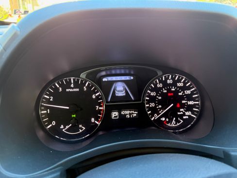 Used 2013 Nissan Pathfinder SL w/ Trailer Tow Pkg image 19