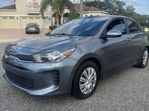Used 2019 Kia Rio S image 1