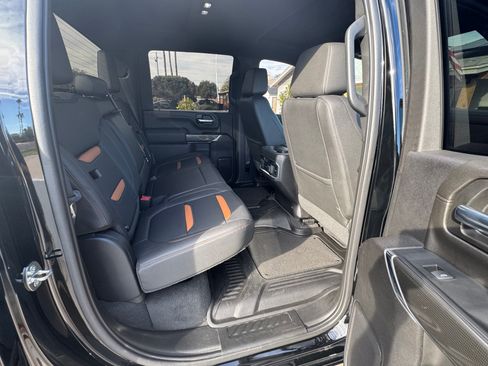 Used 2023 GMC Sierra 2500 AT4 w/ Gooseneck/5TH Wheel Package image 10