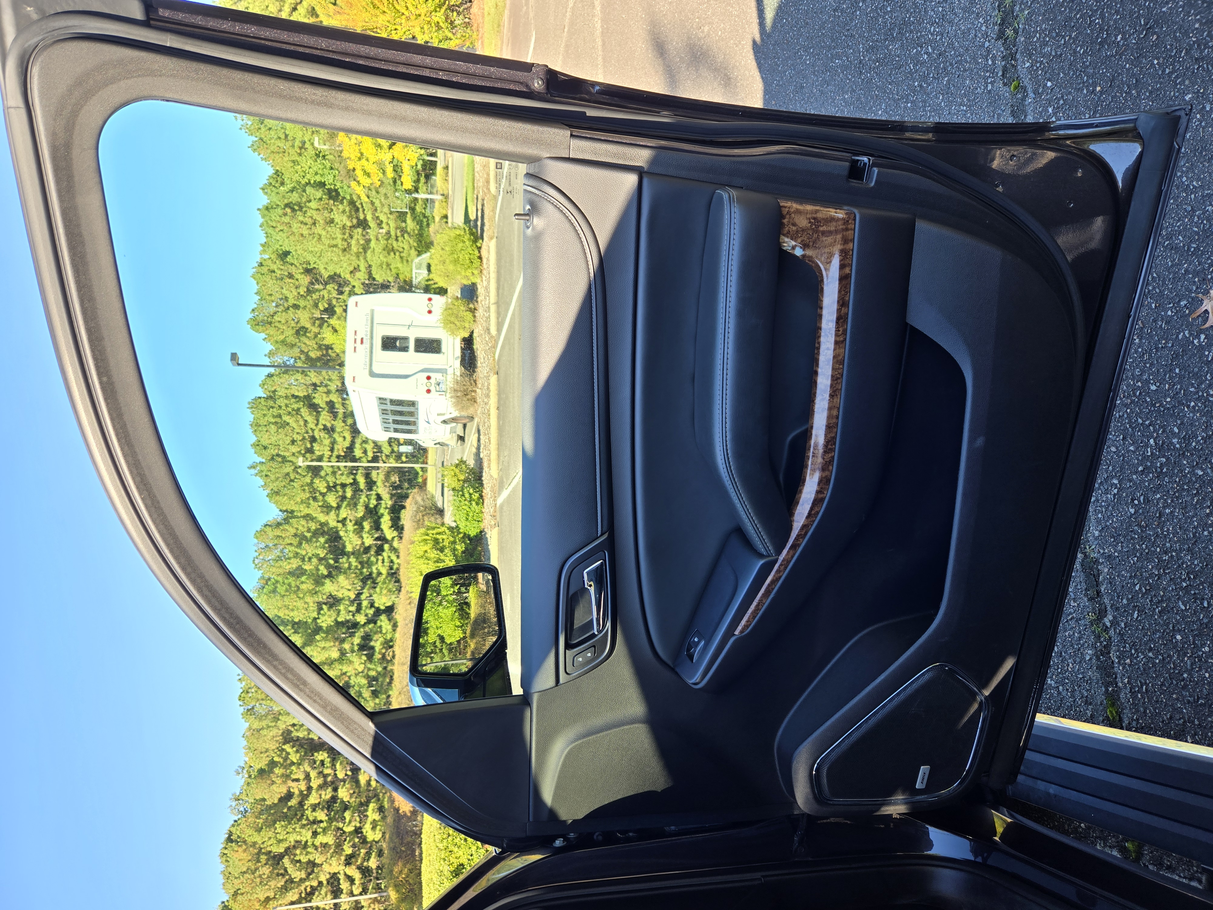 Used 2016 Chevrolet Tahoe LTZ AWD/4WD image 22