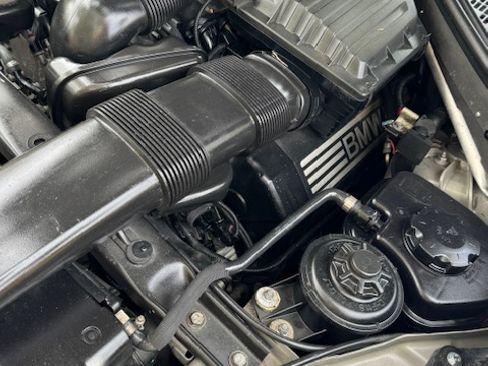 Used 2007 BMW X5 4.8i image 12