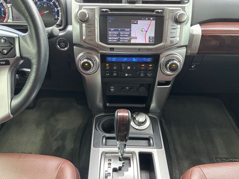 Used 2015 Toyota 4Runner Limited AWD/4WD image 10