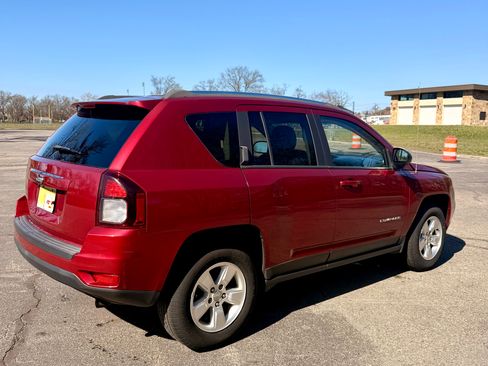 Used 2014 Jeep Compass Sport w/ Power Value Group image 2