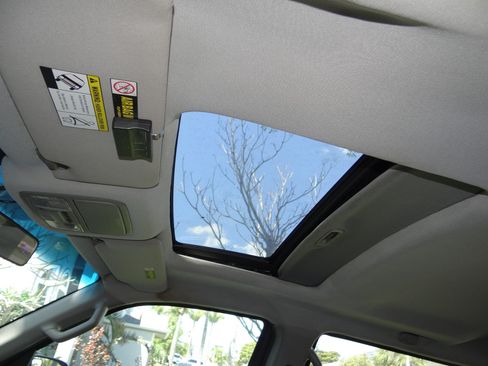 Used 2010 Honda Ridgeline RTL image 14